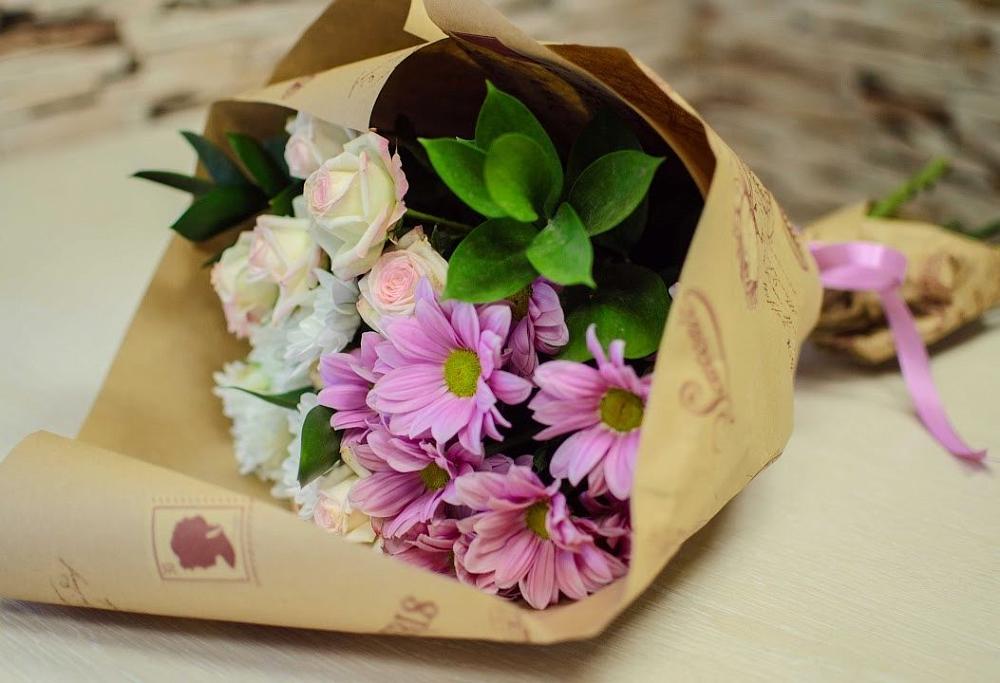 Букет цветов из: Розы и Хризантемы в Железнодорожный Московская область