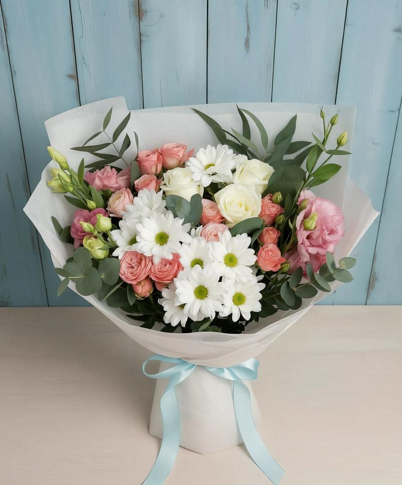 Букет цветов из: Розы, Лизиантусы и Хризантемы в Железнодорожный Московская область