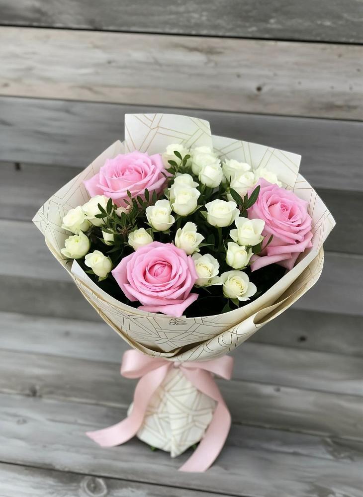 Букет цветов из: Розы в Железнодорожный Московская область