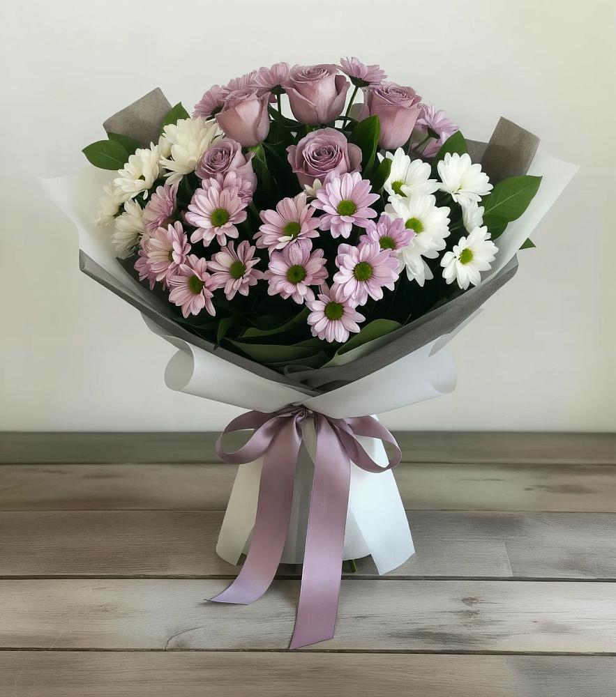 Букет цветов из: Хризантемы и Розы в Железнодорожный Московская область