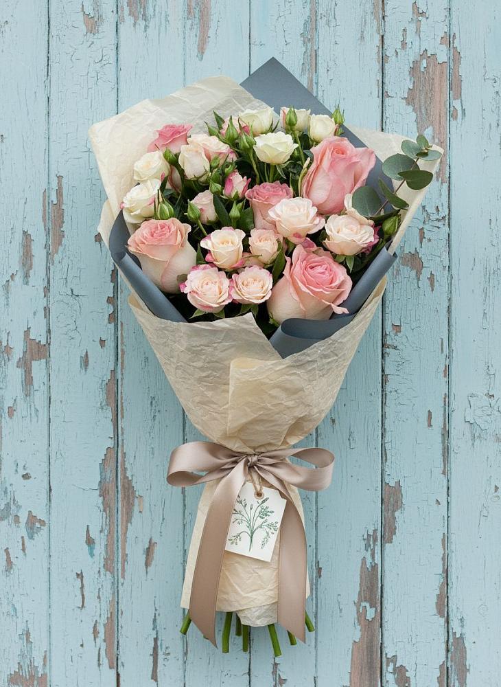 Букет цветов из: Розы в Железнодорожный Московская область