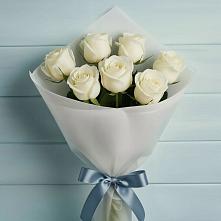 Букет 7 Белых роз Эдлесс Лав в Железнодорожный Московская область