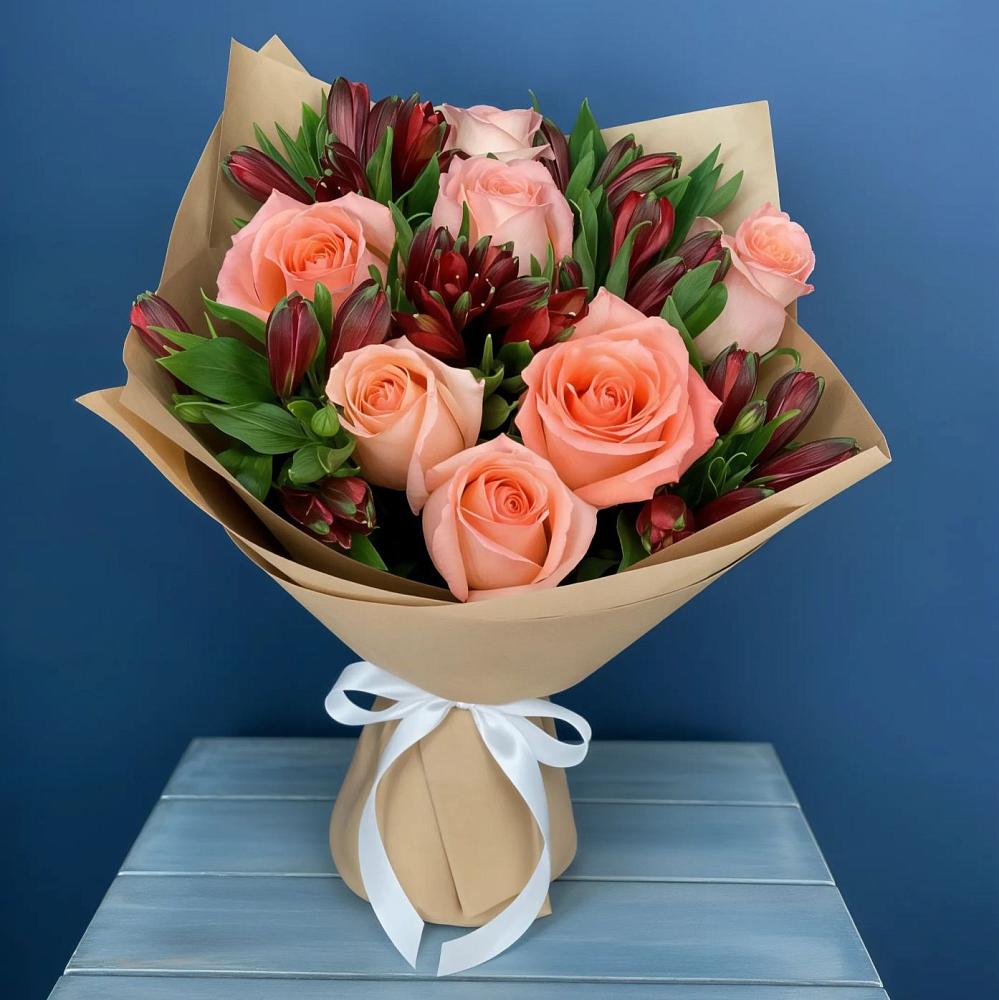 Букет цветов из: Розы и Альстромерии в Железнодорожный Московская область