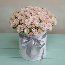 Цветочная композиция из Розы в шляпной коробке в Железнодорожный Московская область