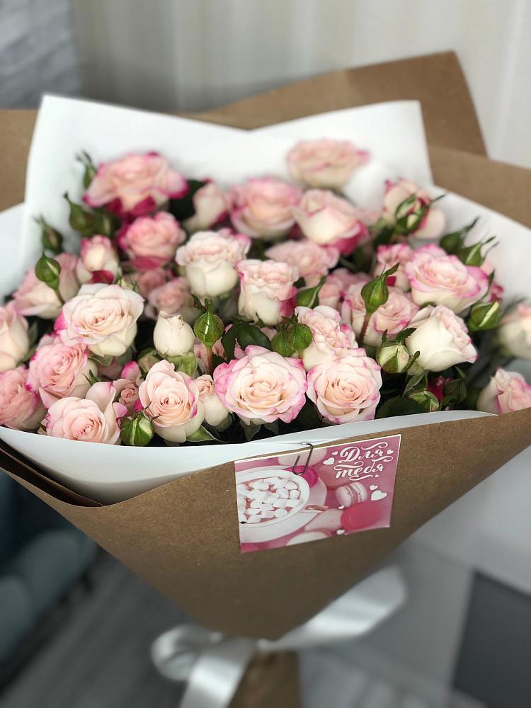 Букет цветов из: Розы в Железнодорожный Московская область