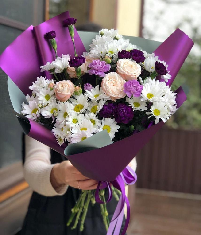 Букет цветов из: Хризантемы, Гвоздики и Розы в Железнодорожный Московская область