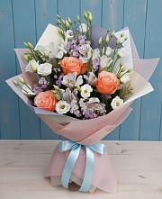 Букет цветов из:  Лизиантусы, Розы, Альстромерии и Гипсофила в Железнодорожный Московская область
