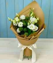 Букет цветов из:  Хризантемы и Лизиантусы в Железнодорожный Московская область