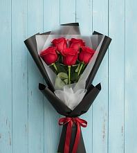 Букет цветов из:  Розы в Железнодорожный Московская область
