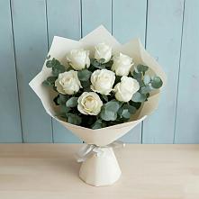 Букет Белые розы в Эвкалипте в Железнодорожный Московская область